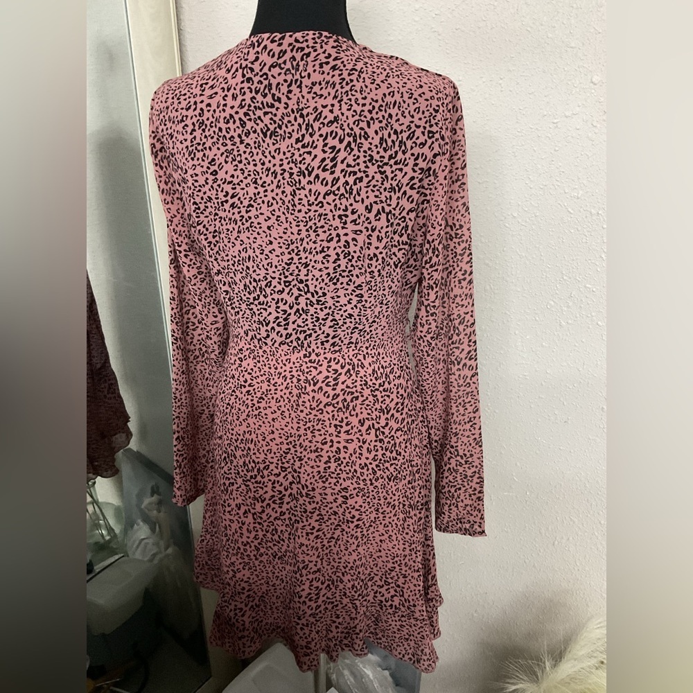 Missguided Pink Animal Print Long Sleeve Dress - Picture 4 of 12